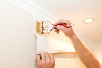 Pose de papier peint à Orx — revêtements muraux et toiles de verre